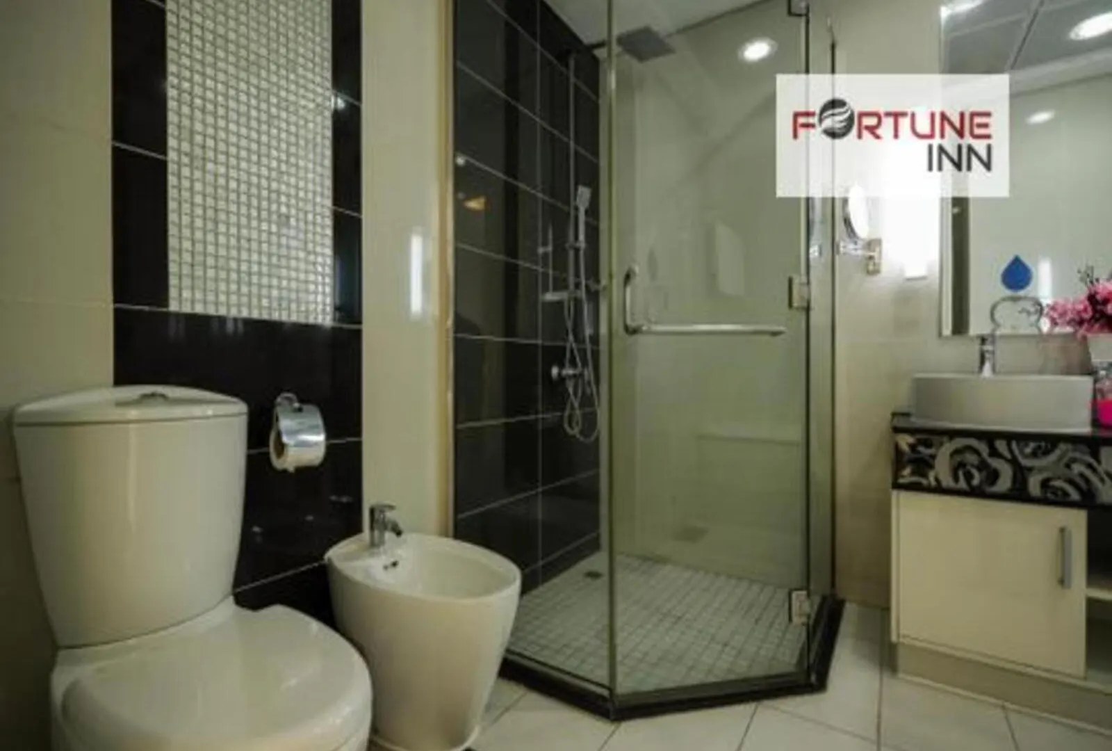 Majestic3Br In Maison Mallstreet Dubai 0*,  United Arab Emirates